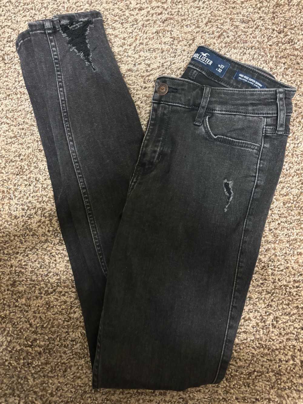 Hollister Distressed Skinny Jeans, 27